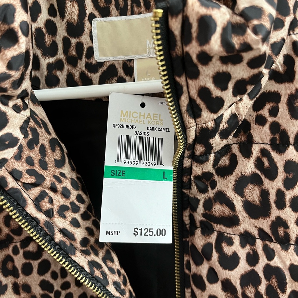 Michael by Michael Kors Leopard Print Vest - Picture 6 of 7